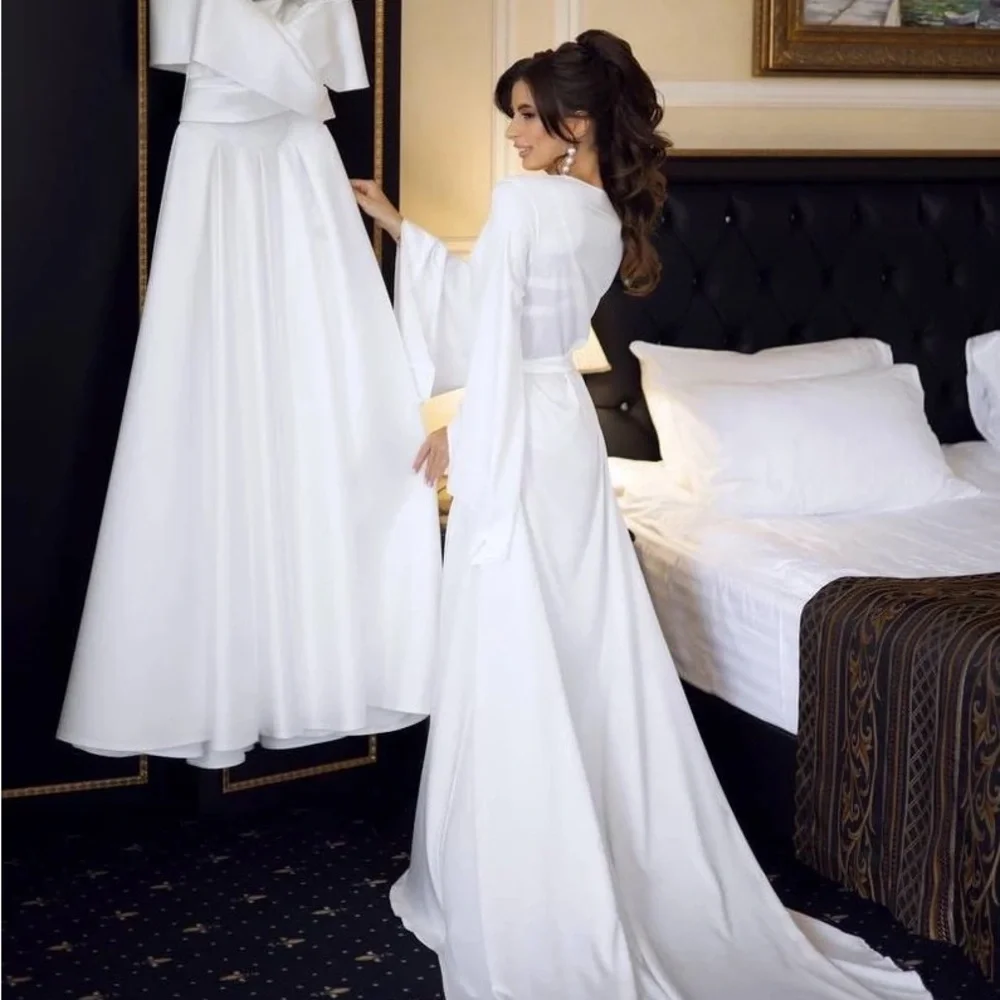 Bridal Robe with Train - Picture 4 of 9